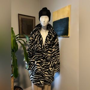Vera Moda XL faux fur Zebra print coat. NWT